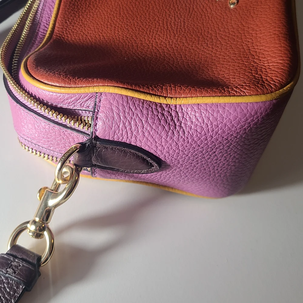 Coach Leather Shoulder Bag in Brown with Brown Crossbody Strap Included